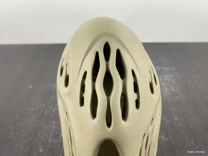 hype Foam Adidas Yeezy Stone Salt GV6840 RNR 0511